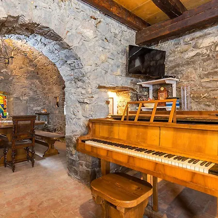 Holiday Casa Santa Lucia